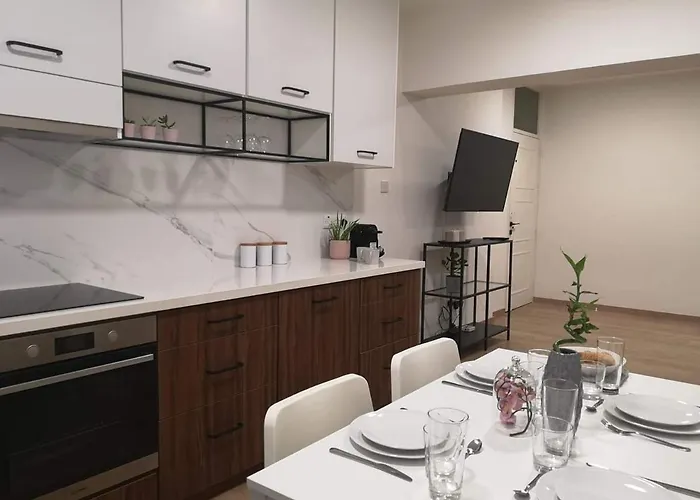 Nemesis * ラルナカ